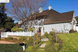 60 Westminster Dr
