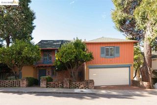 4331 Bridgeview Dr