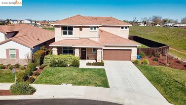 451 Sonnet Ct