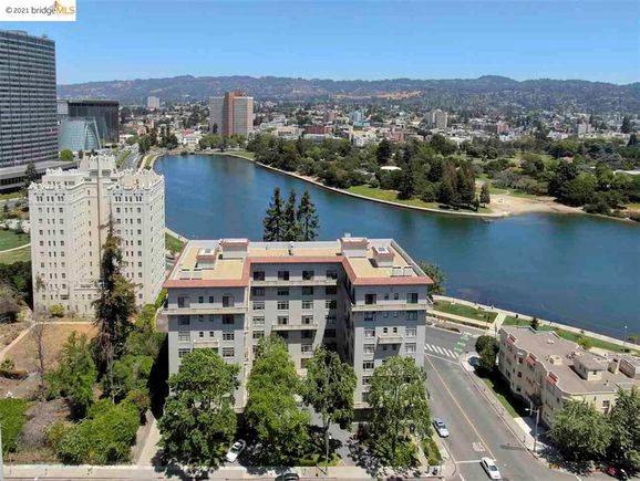 200 Lakeside Dr Unit 403 Oakland, CA Condo Sold - Photo 1 of 38. Opens carousel modal
