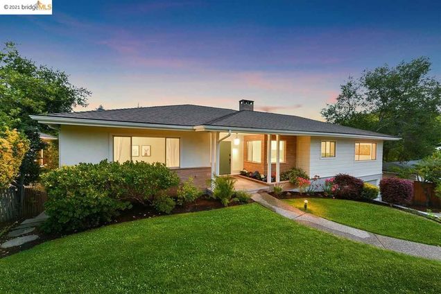 12 Crest Rd Piedmont, CA House Sold - Photo 1 of 40. Opens carousel modal