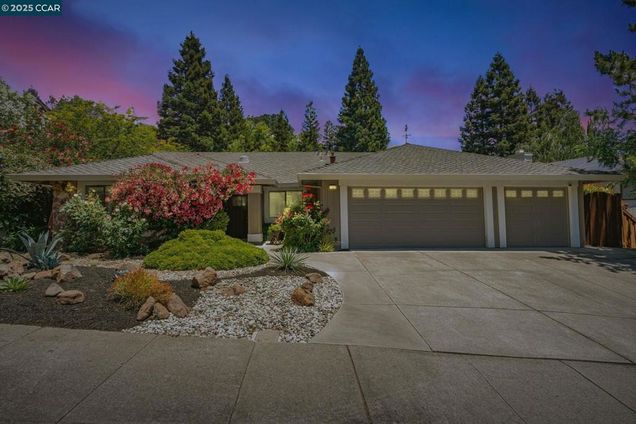 308 Valley High Dr