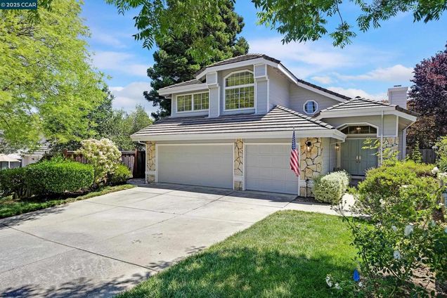 1373 Fountain Springs Cir