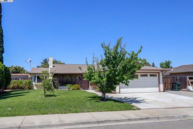850 Tanager Rd Livermore, CA House Active - Photo 1 of 35. Opens carousel modal