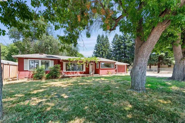 366 Virginia Way