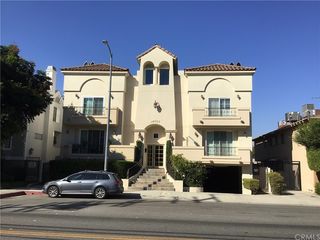10623 Moorpark Unit 6