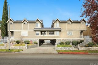2231 Montrose Avenue Unit 11