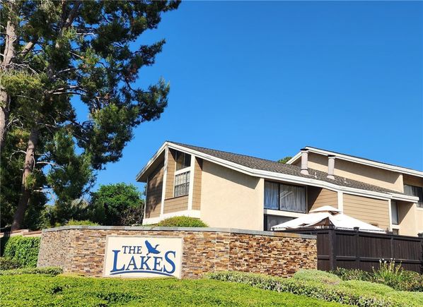 77 Lakepines