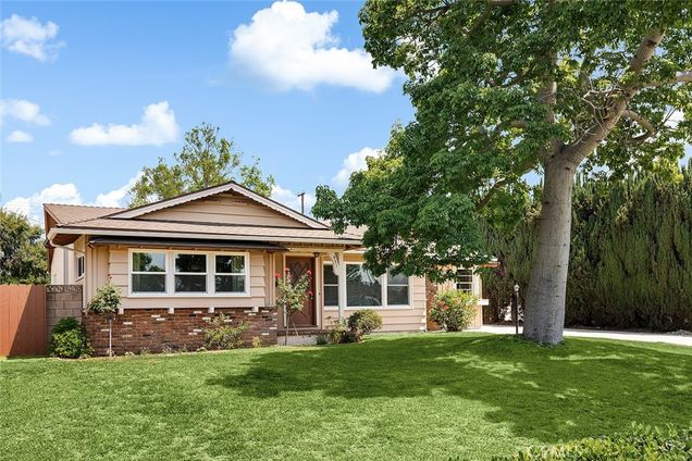 951 E Dalton Avenue Glendora, CA House Active - Photo 1 of 26. Opens carousel modal