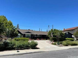 2243 W Silver Tree Road