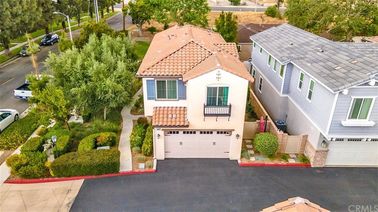 8602 Stoneside