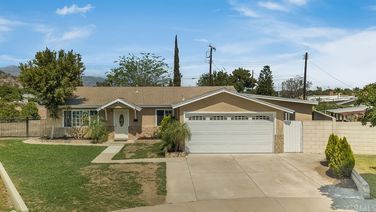 705 Ivy Street