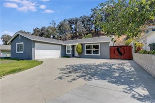 1733 E Autumn Drive