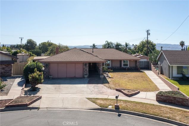 3435 Clifton Avenue Highland, CA House Sold - Photo 1 of 26. Opens carousel modal