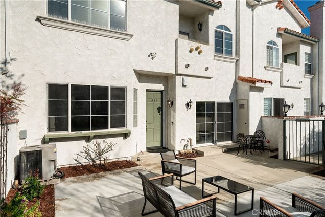 351 Westlake Vista Lane