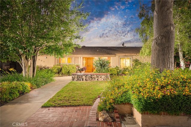 663 Hood Drive