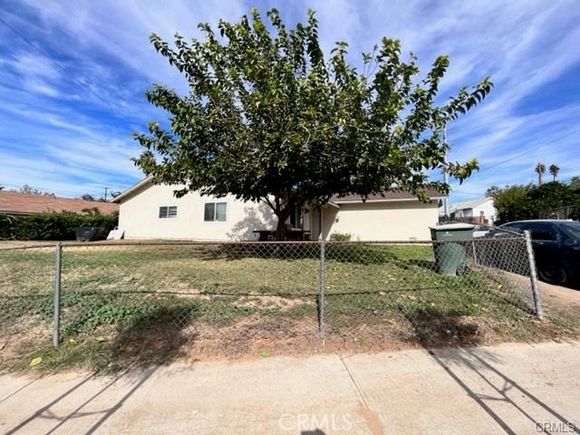 2431 12th Street Riverside, CA Multifamily Active - Photo 1 of 11. Opens carousel modal