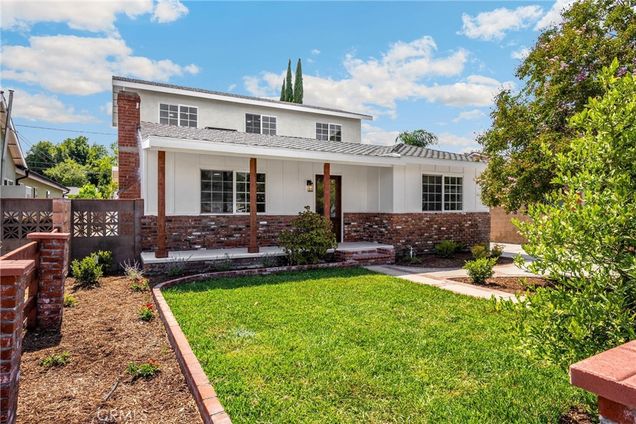 631 N Kenwood Street Burbank, CA House Active - Photo 1 of 65. Opens carousel modal