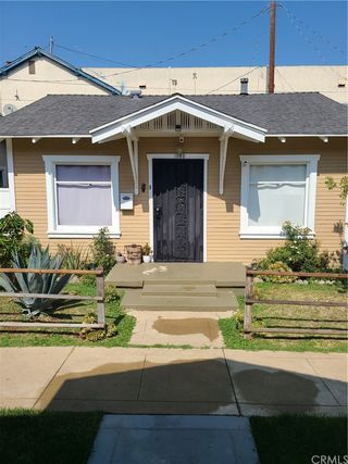 1085 Coronado Avenue