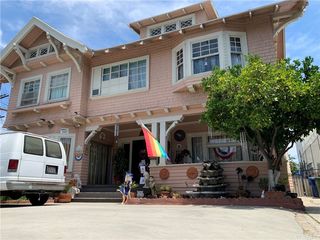 945 W 20th Street
