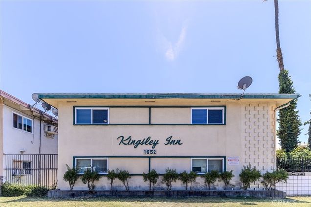 1652 E Kingsley Avenue Unit 7