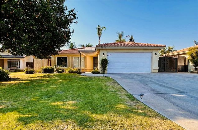 5812 Summer Cypress Drive