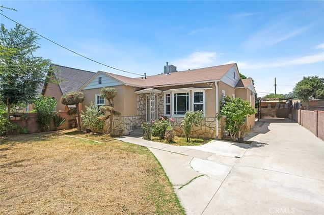 626 Omelveny Avenue