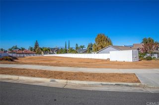 312 Silvertree Lane