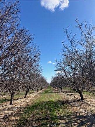1 33rd Avenue Avenal, CA Land Active - Photo 1 of 16. Opens carousel modal