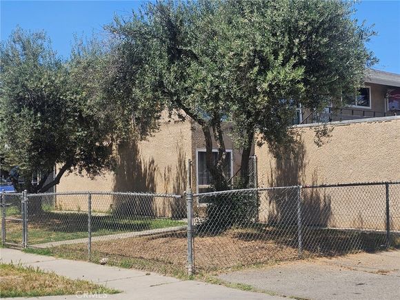 5 E Saginaw Way Fresno, CA Multifamily Pending - Photo 1 of 5. Opens carousel modal