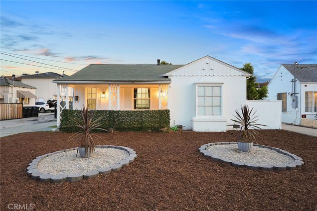 724 E Acacia Avenue Glendale, CA Multifamily Sold - Photo 1 of 1. Opens carousel modal