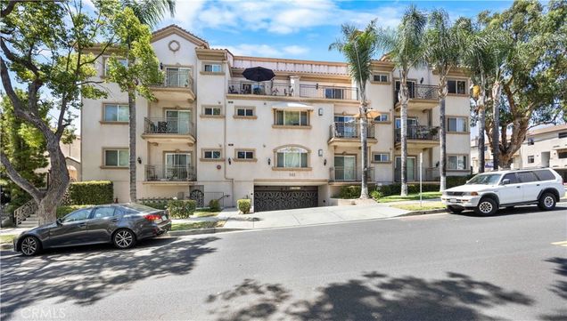 565 E San Jose Avenue Unit 204