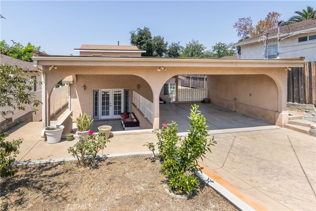 10233 Glory Avenue Tujunga, CA House Active - Photo 1 of 21. Opens carousel modal