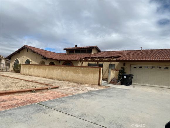 14861 Apple Valley Road Apple Valley, CA House Active - Photo 1 of 10. Opens carousel modal