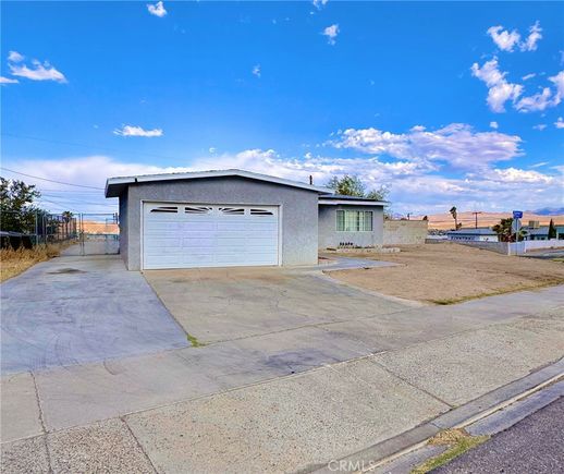 751 Yucca Avenue