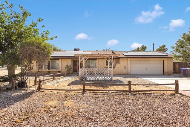 14122 Pawnee Road Apple Valley, CA House Active - Photo 1 of 34. Opens carousel modal