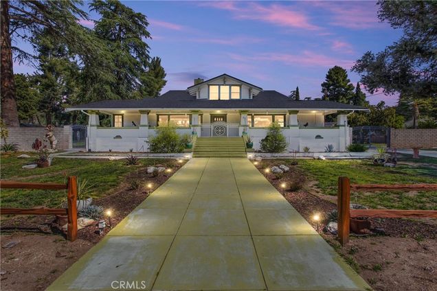 33 E Repplier Road