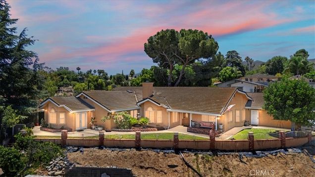 7245 Marilyn Drive