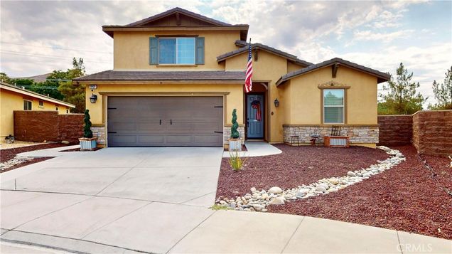 29121 Black Oak Lake Elsinore, CA House Active - Photo 1 of 20. Opens carousel modal
