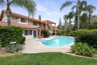 1401 Treeview Lane