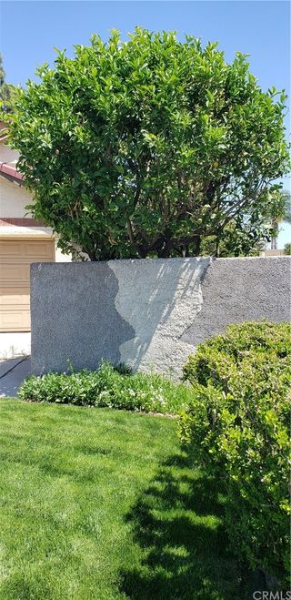 6156 Lakaren Lane