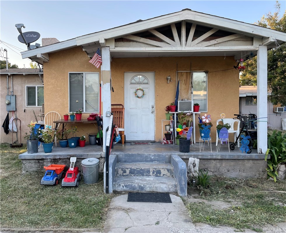 1264 Massachusetts Ave, San Bernardino, CA 92411 Estately 🧡 MLS