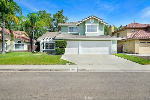 13724 Bennington Ct, Fontana, CA 92336 | Estately 🧡 | MLS# IV23182426