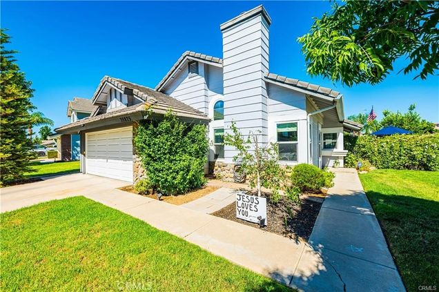 39825 Osprey Road Murrieta, CA House Active - Photo 1 of 33. Opens carousel modal