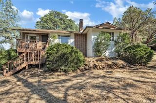 17372 Meadow View Drive
