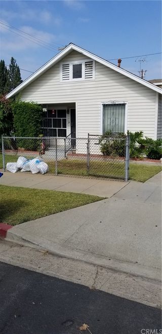 215 Velasco Street