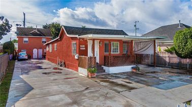 1354 W 36th Place