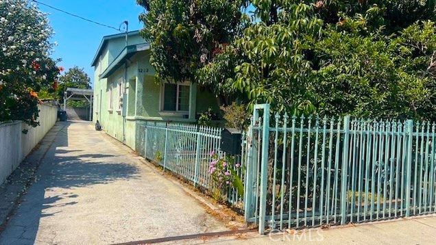 1223 E 46th Street Los Angeles, CA Multifamily Active - Photo 1 of 10. Opens carousel modal