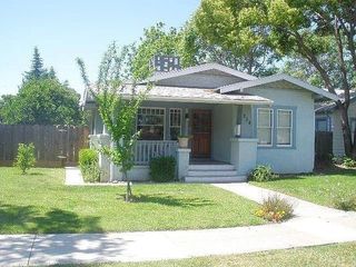 854 W 19th Street