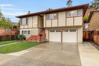 1343 Redwood Way